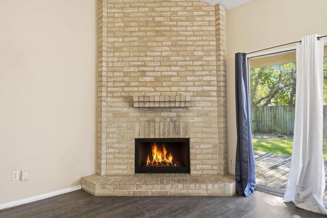 16235 Cutten Road, Houston, TX 77070