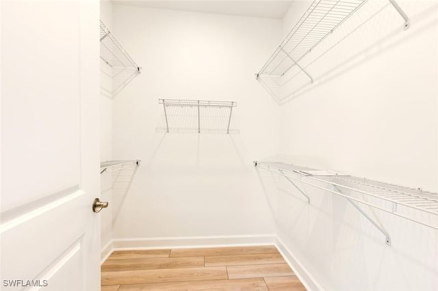 1873 Amador CT, Naples, FL 34120