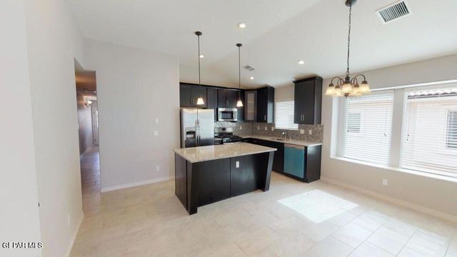 804 KERCONELL Road, El Paso, TX 79928