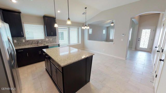 804 KERCONELL Road, El Paso, TX 79928