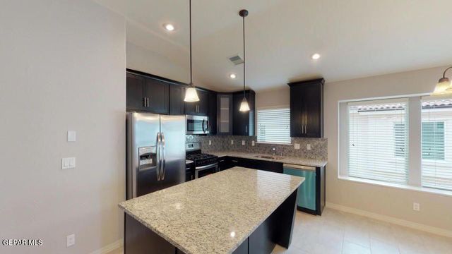 804 KERCONELL Road, El Paso, TX 79928