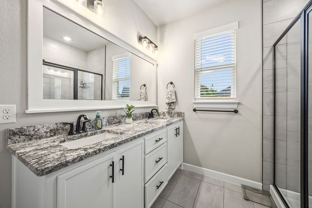 1302 Christman Street, Pea Ridge, AR 72751