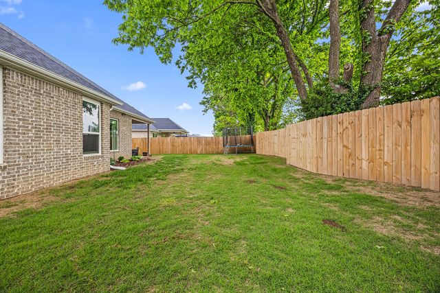 1302 Christman Street, Pea Ridge, AR 72751