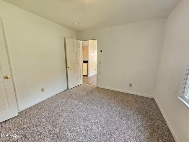 4 Timber Scent, Dante, VA 24237