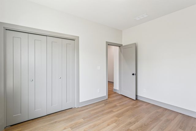 1611 Midway Ct., Valley Center, KS 67147