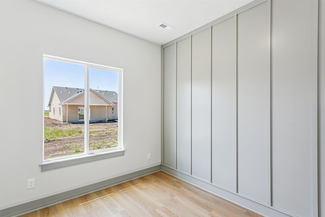 1611 Midway Ct., Valley Center, KS 67147