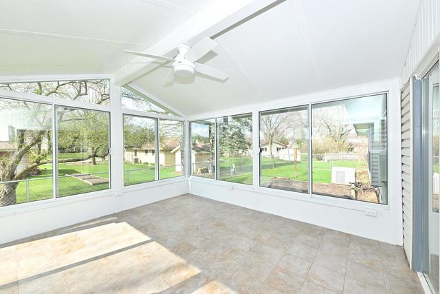 15225 W Park TERRACE, New Berlin, WI 53151
