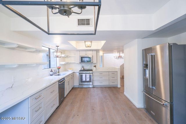 810 E Placita Del Mirador, Tucson, AZ 85718