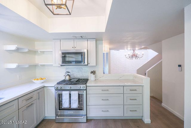 810 E Placita Del Mirador, Tucson, AZ 85718