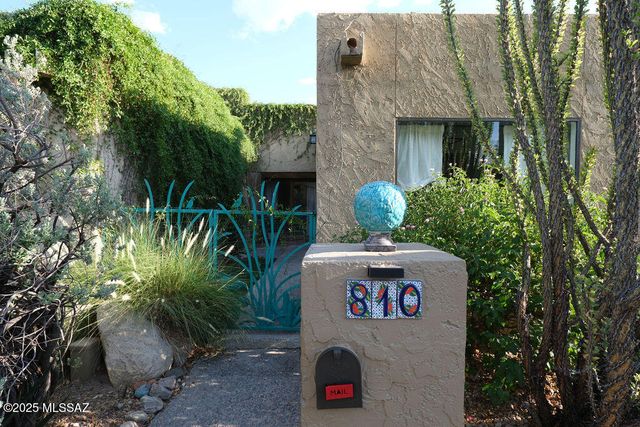 810 E Placita Del Mirador, Tucson, AZ 85718