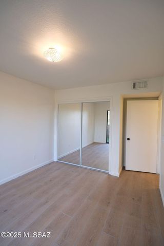 810 E Placita Del Mirador, Tucson, AZ 85718