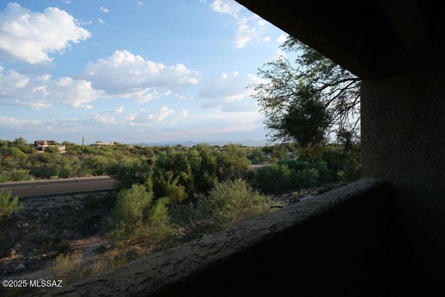 810 E Placita Del Mirador, Tucson, AZ 85718