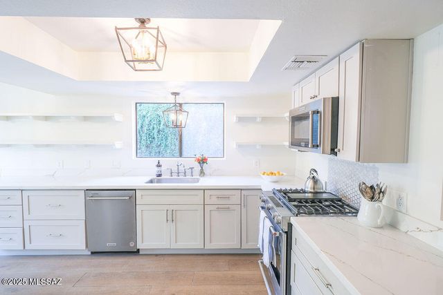 810 E Placita Del Mirador, Tucson, AZ 85718