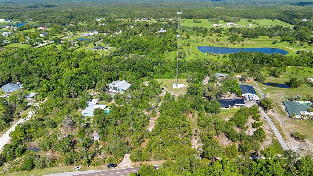 Image 6 of property listing at 1835 S GLENCOE ROAD, New Smyrna Beach, FL 32168