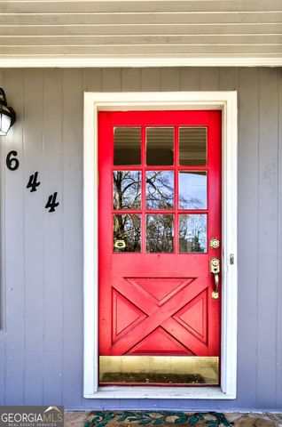 644 Brook Circle, Griffin, GA 30224