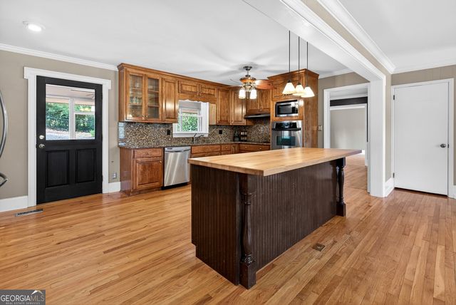 644 Brook Circle, Griffin, GA 30224