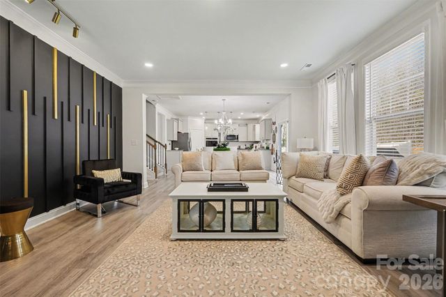 108 W Northstone Road, Mooresville, NC 28115