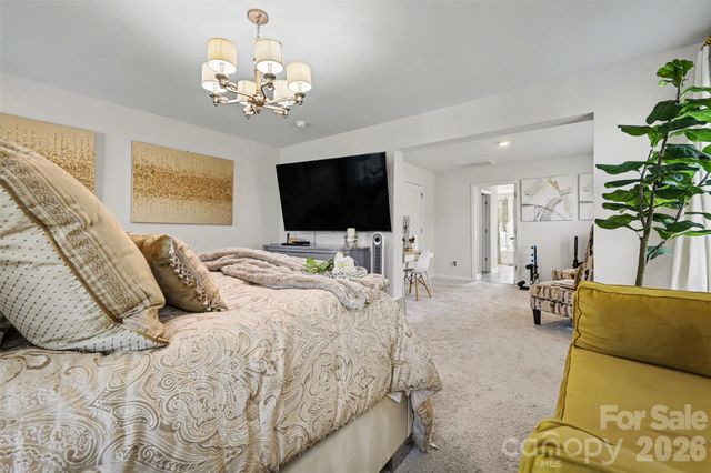 108 W Northstone Road, Mooresville, NC 28115
