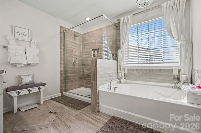 108 W Northstone Road, Mooresville, NC 28115