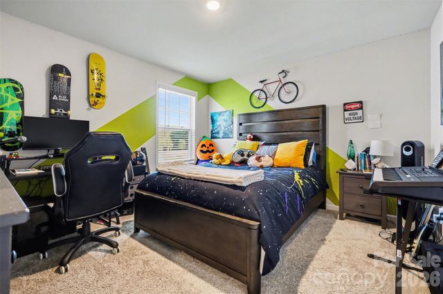 108 W Northstone Road, Mooresville, NC 28115
