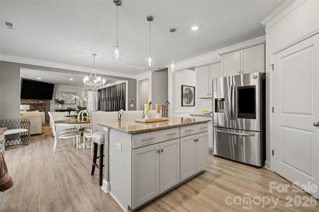 108 W Northstone Road, Mooresville, NC 28115