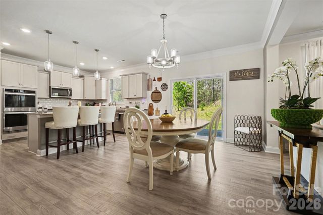 108 W Northstone Road, Mooresville, NC 28115
