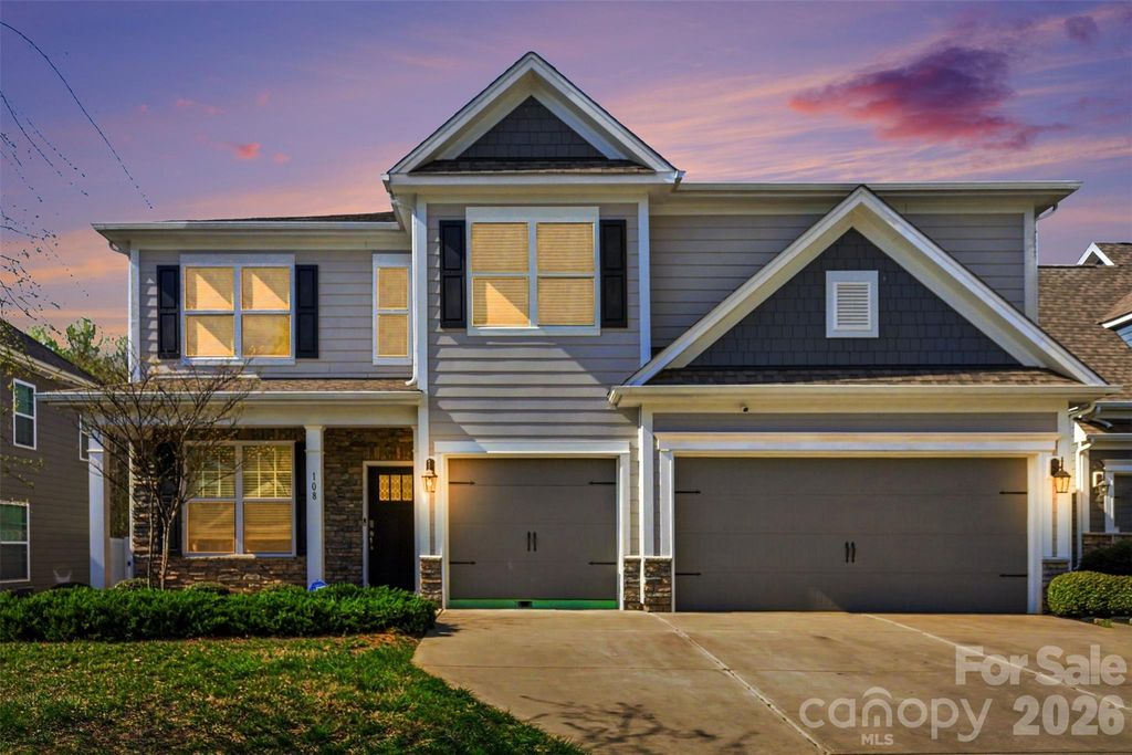 108 W Northstone Road, Mooresville, NC 28115