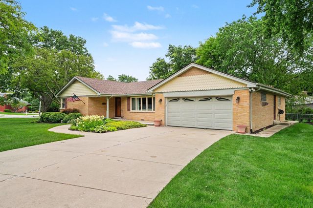 12400 S 70th Avenue, Palos Heights, IL 60463