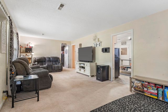 203 S Elder Street, Buffalo, MO 65622