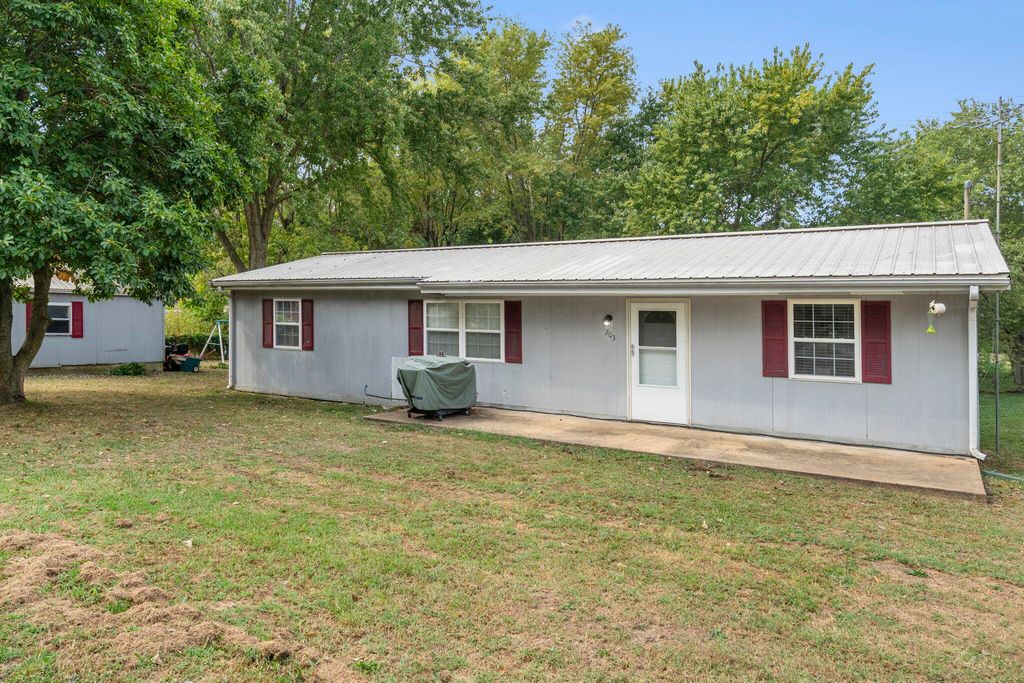 203 S Elder Street, Buffalo, MO 65622