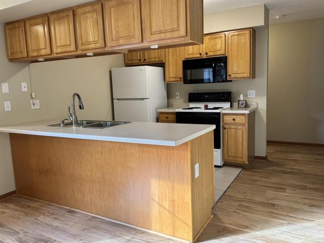 2635 Iva Court #17, Beloit, WI 53511