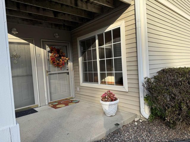 2635 Iva Court #17, Beloit, WI 53511