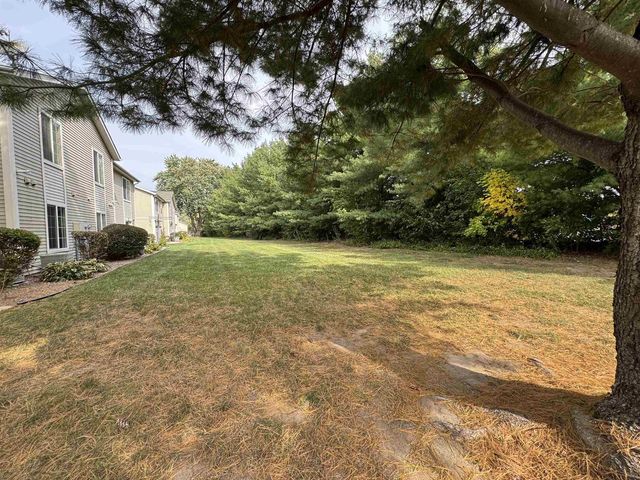 2635 Iva Court #17, Beloit, WI 53511