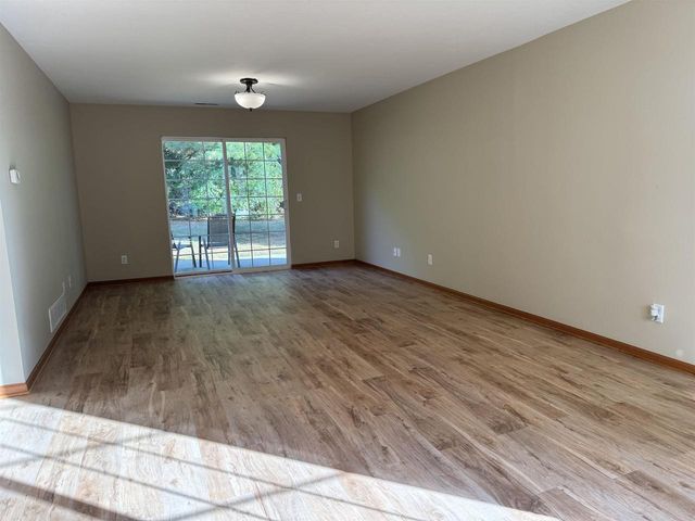 2635 Iva Court #17, Beloit, WI 53511