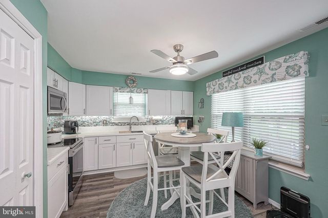 640 FOXTON, West Deptford, NJ 08051
