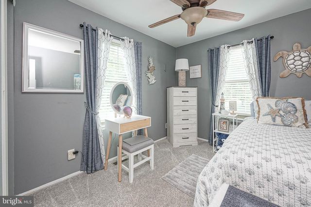 640 FOXTON, West Deptford, NJ 08051