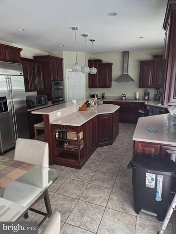 2694 SAINT PETERS CHURCH RD, Waldorf, MD 20601