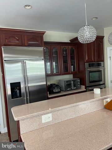 2694 SAINT PETERS CHURCH RD, Waldorf, MD 20601