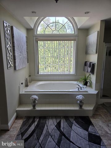 2694 SAINT PETERS CHURCH RD, Waldorf, MD 20601