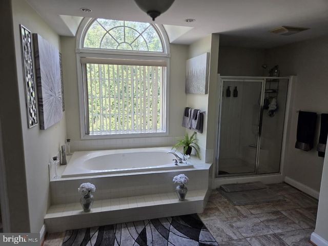 2694 SAINT PETERS CHURCH RD, Waldorf, MD 20601