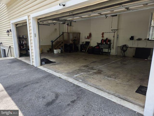 2694 SAINT PETERS CHURCH RD, Waldorf, MD 20601