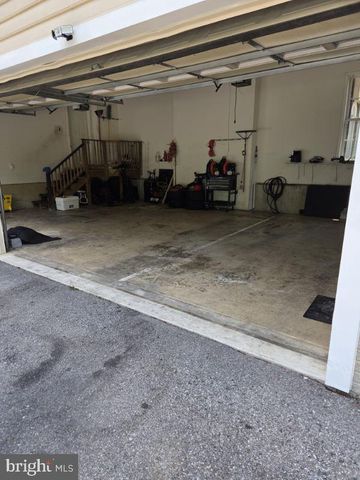 2694 SAINT PETERS CHURCH RD, Waldorf, MD 20601