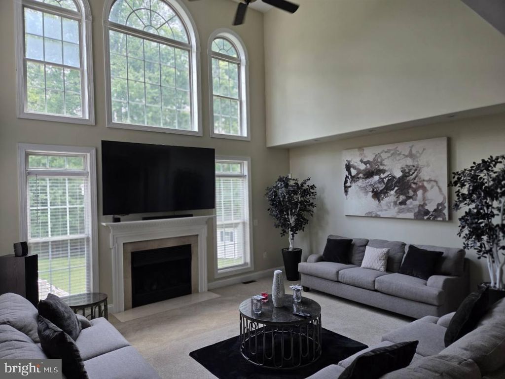 2694 SAINT PETERS CHURCH RD, Waldorf, MD 20601