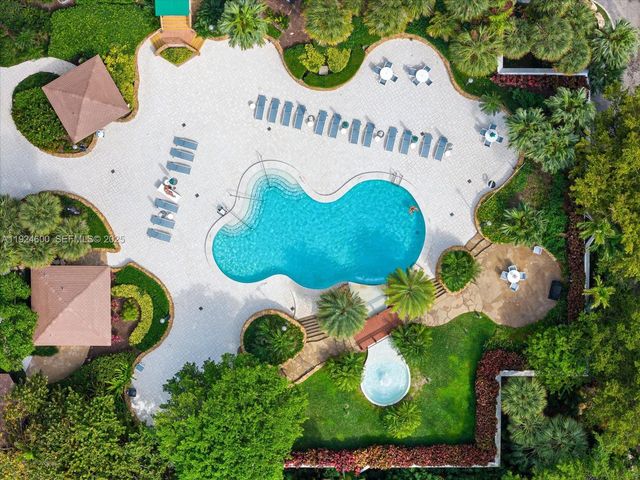 4000 Towerside Ter 705, Miami, FL 33138