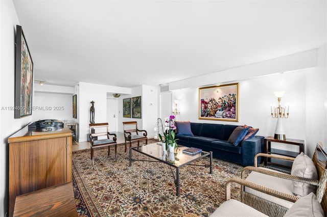 4000 Towerside Ter 705, Miami, FL 33138