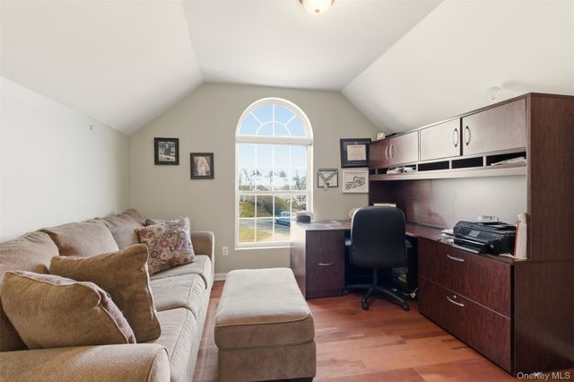 22 Knott Drive, Glen Cove, NY 11542