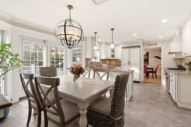 22 Knott Drive, Glen Cove, NY 11542