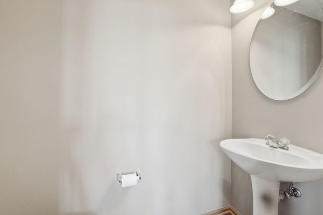 1008 Heron Circle 1, Joliet, IL 60431