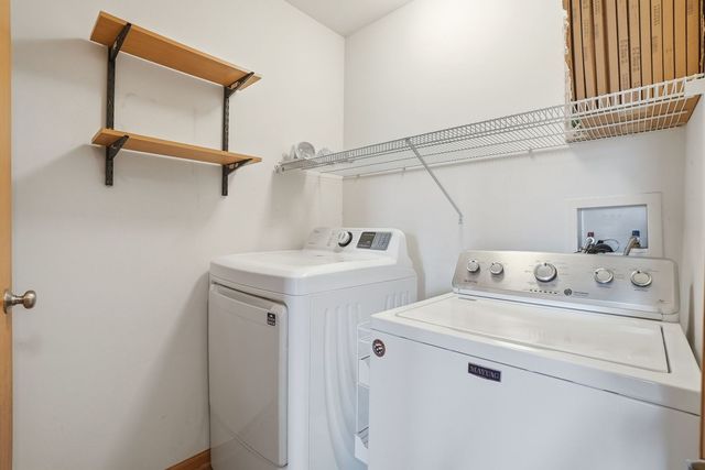 1008 Heron Circle 1, Joliet, IL 60431