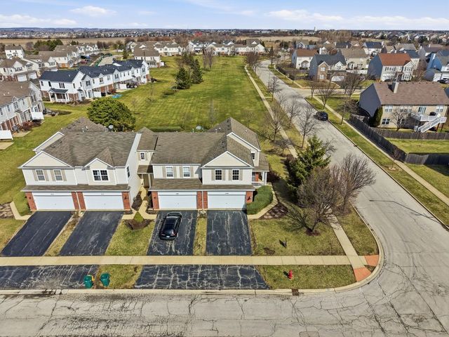 1008 Heron Circle 1, Joliet, IL 60431